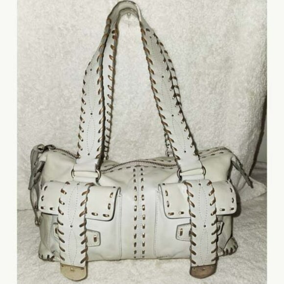 MICHAEL KORS CREAM LEATHER SHOUOLDER HANDBAG WITH A ZIP CLOSURE - Picture 1 of 6